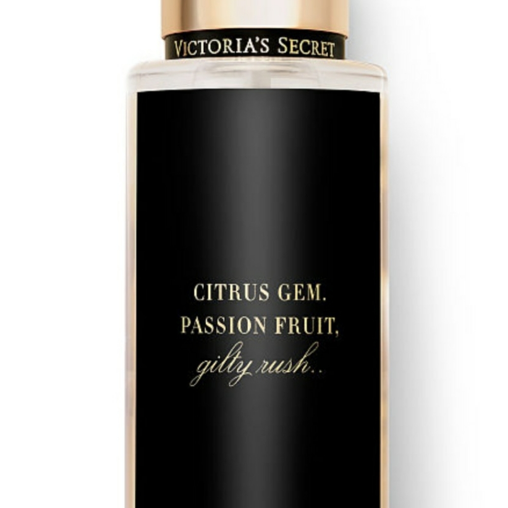 🦋Victoria's Secret Gold Struck Mist🦋 - Picture 2 of 3